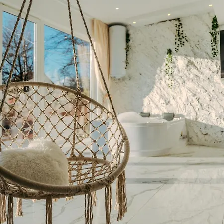 Luxury House With Private Pool, Jacuzzi & Sauna- Trebevic Sarajevo